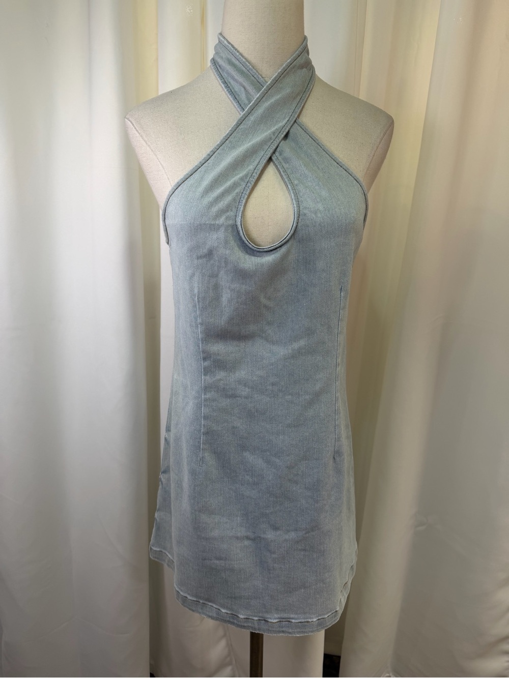 NWT SER.O.YA ‘Hugo’ Denim Halter Crossover Mini Dress in “Coastline” Size Large - Picture 5 of 16